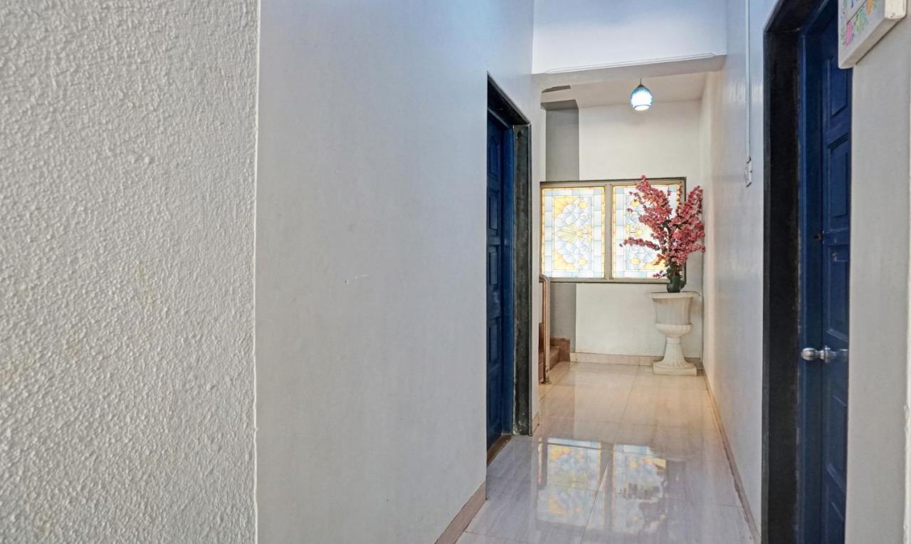 Mazzo Residency Acomodação com café da manhã Nāgaon Exterior foto